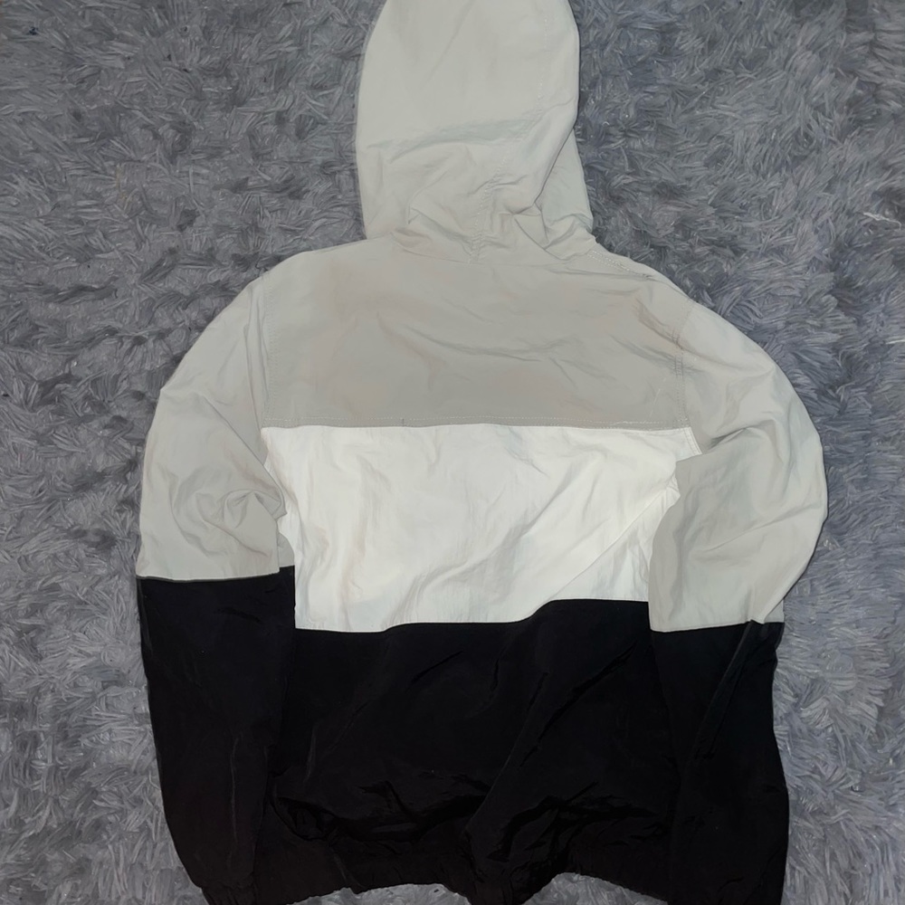 Color-Block Windbreaker - Picture 2 of 3